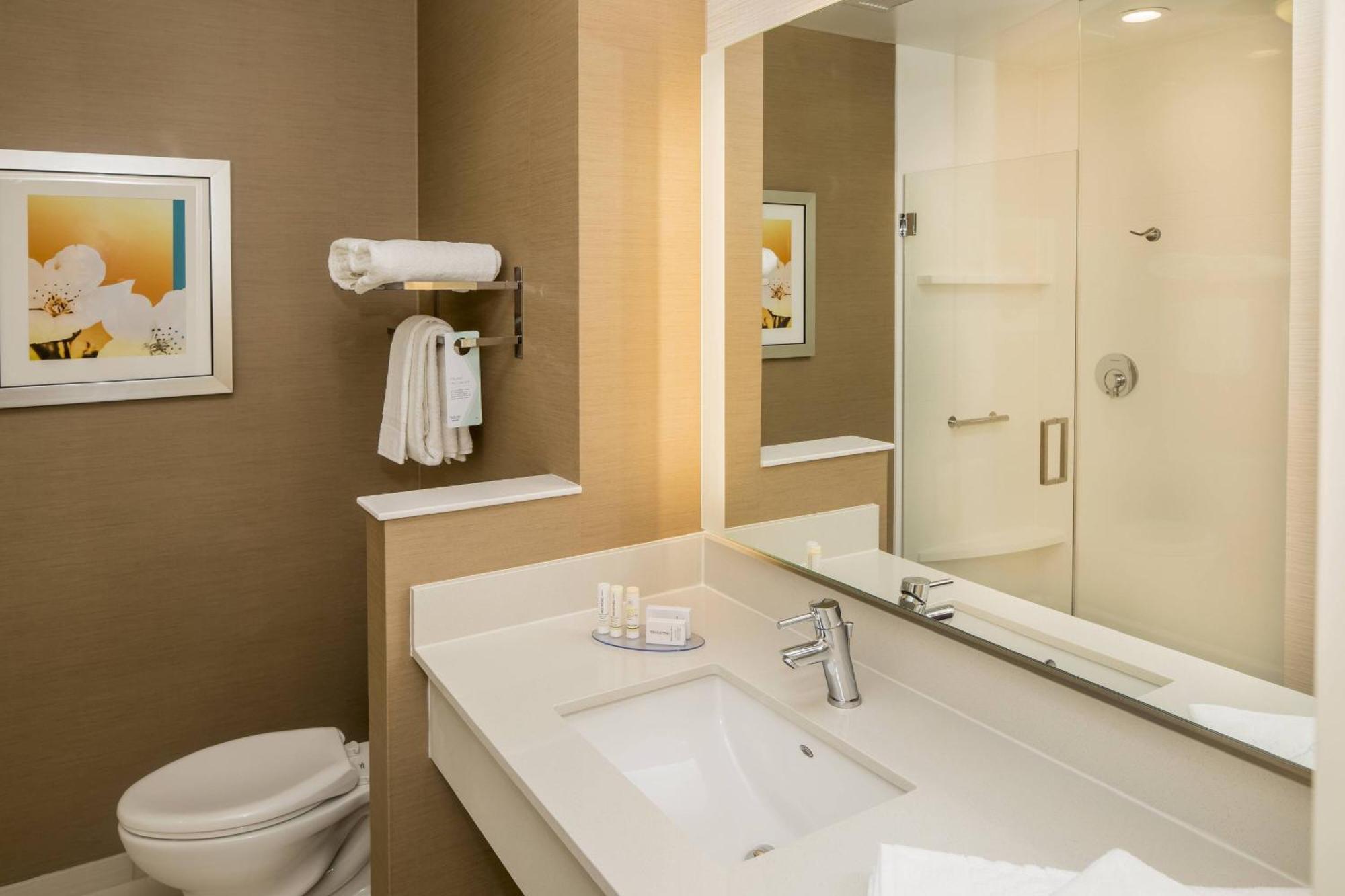 Fairfield Inn & Suites By Marriott Pittsburgh North/Mccandless Crossing McCandless Township Luaran gambar